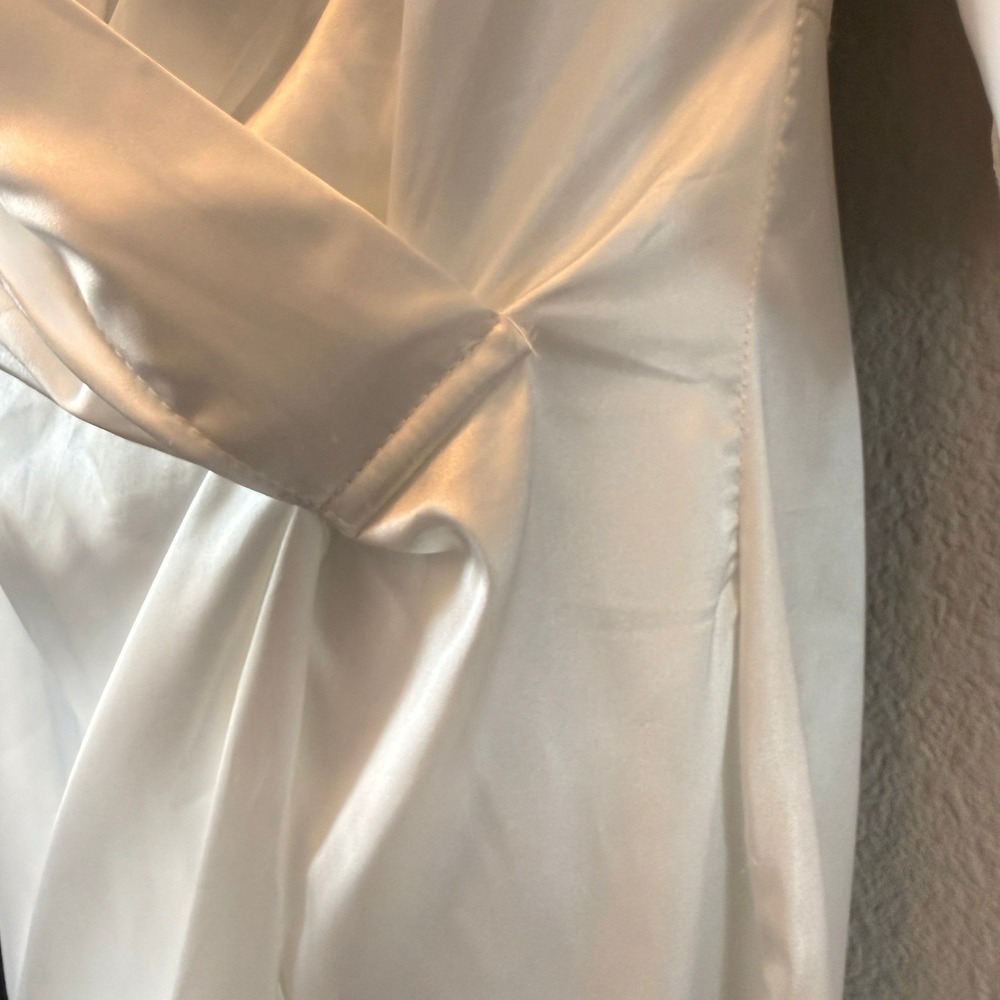 JLUXLABEL Wrap Satin Maxi Dress Womens White S Long Sleeve Collared Slit NWT - Picture 8 of 16